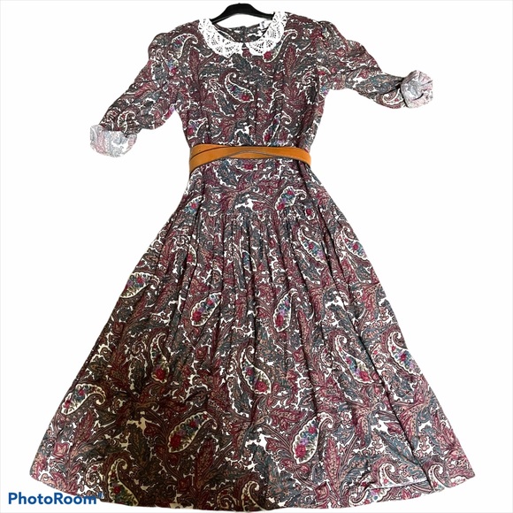 Vintage Dresses & Skirts - Vintage Betty’s things paisley cottage dress 11/12